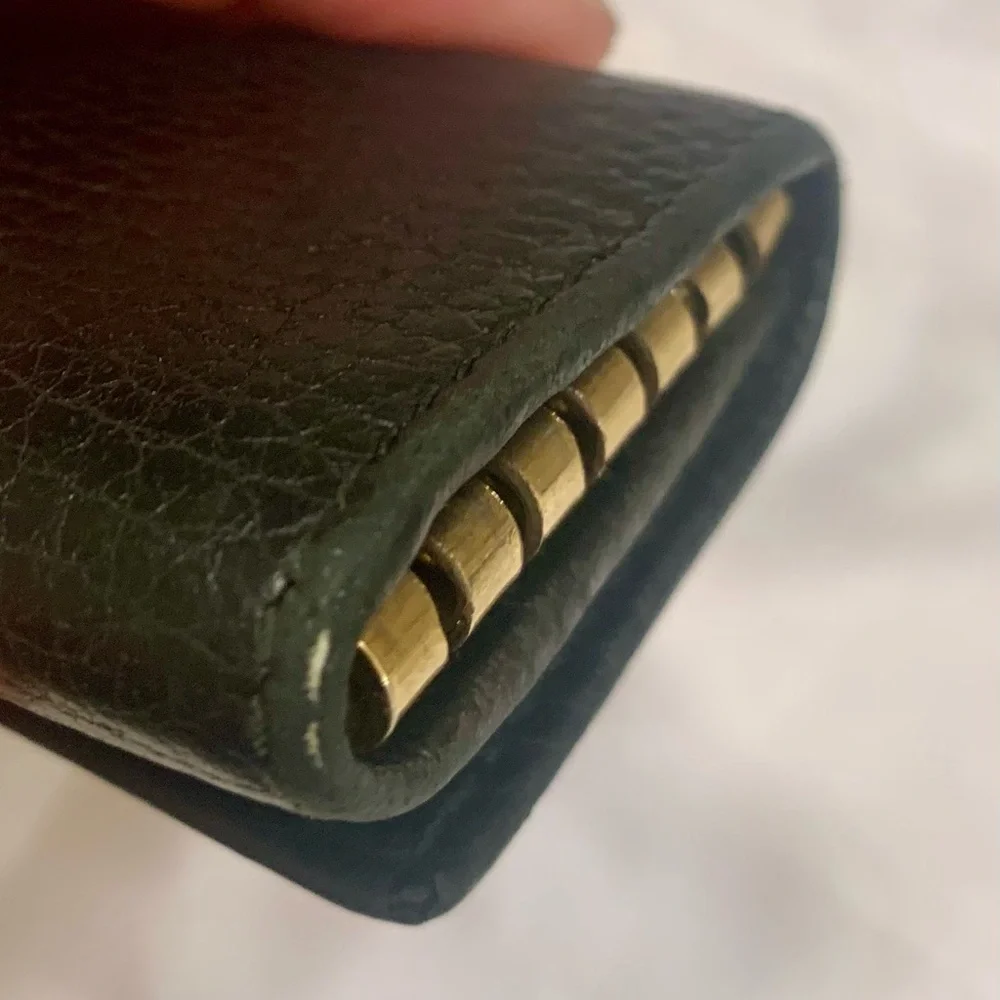 GUCCI GG Marmont Black Leather 6 Ring Key Case - Picture 14 of 16